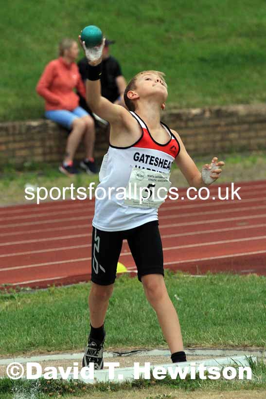 Shot putt, 2022 NEGP Monkton 5, Wednesday, July 20th. Photo: David T. Hewitson/Sports for All Pics